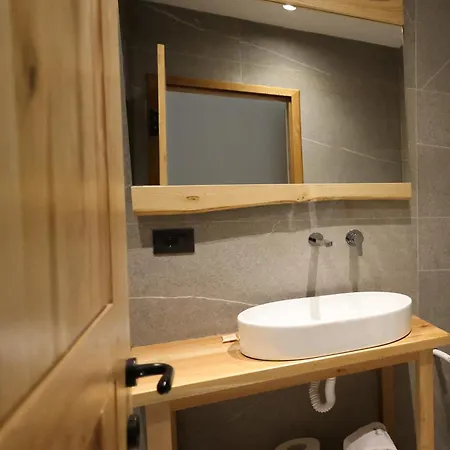 Mugull Agrotourism Hotel Tirana